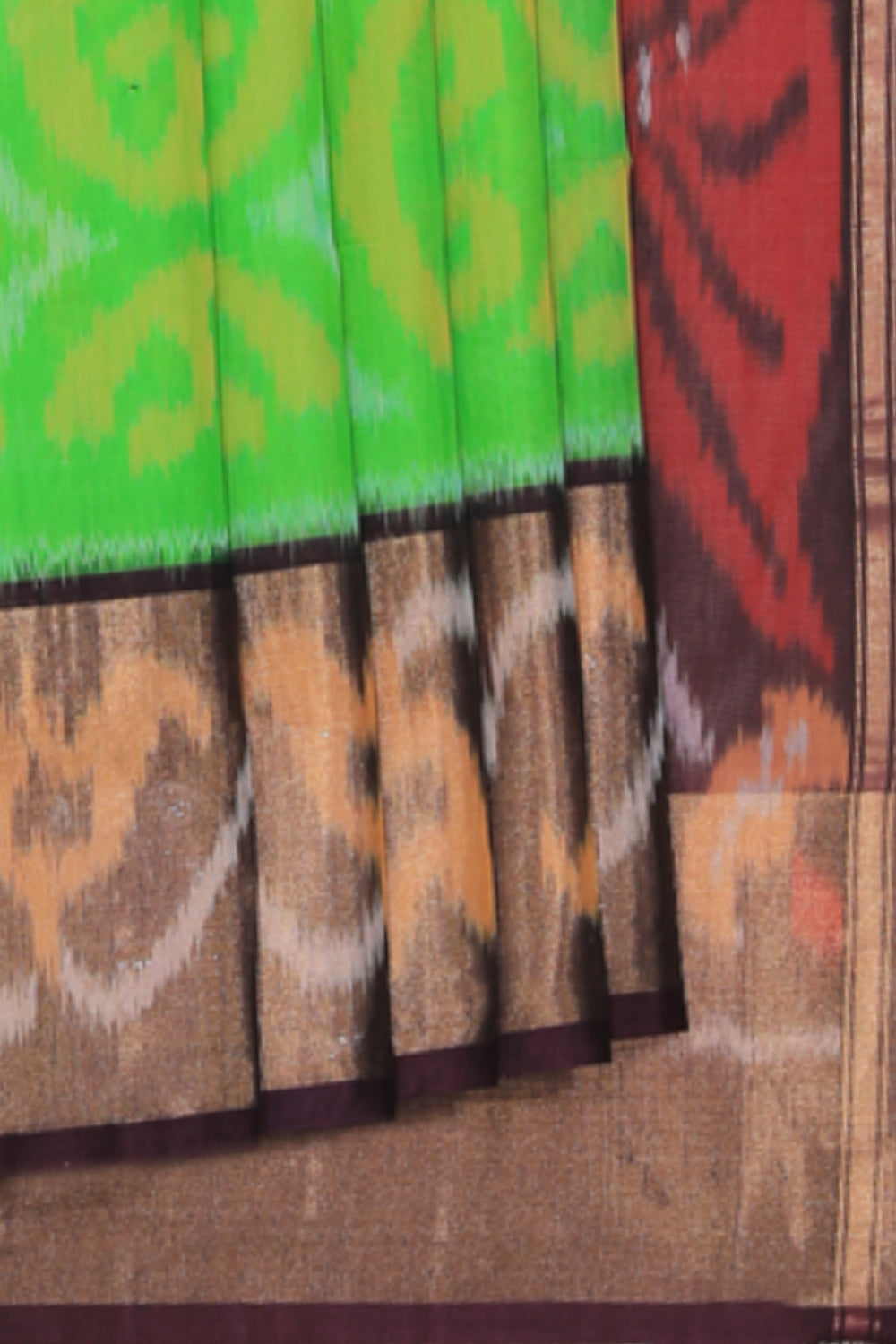 Image of Simple Elegant Ikat Saree